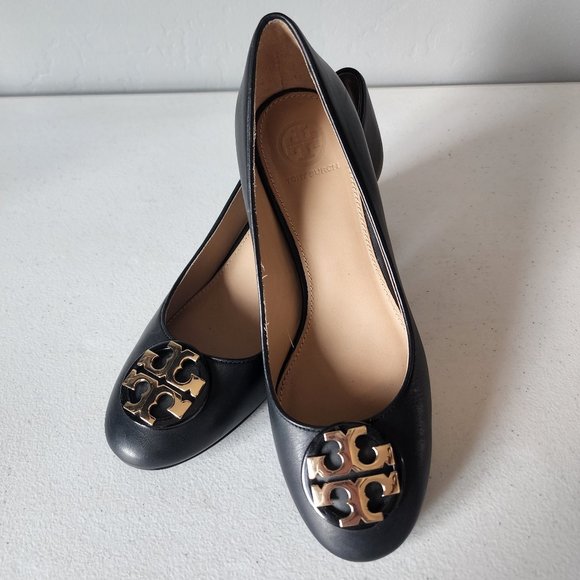 Tory Burch Shoes - Tory Burch "EUC"